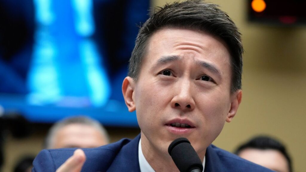 Photo of Shou Zi Chew